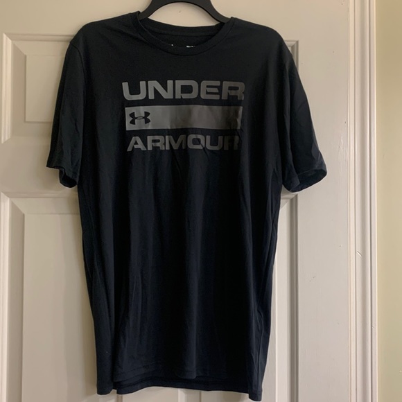 Under armour black t-shirt - Picture 1 of 3